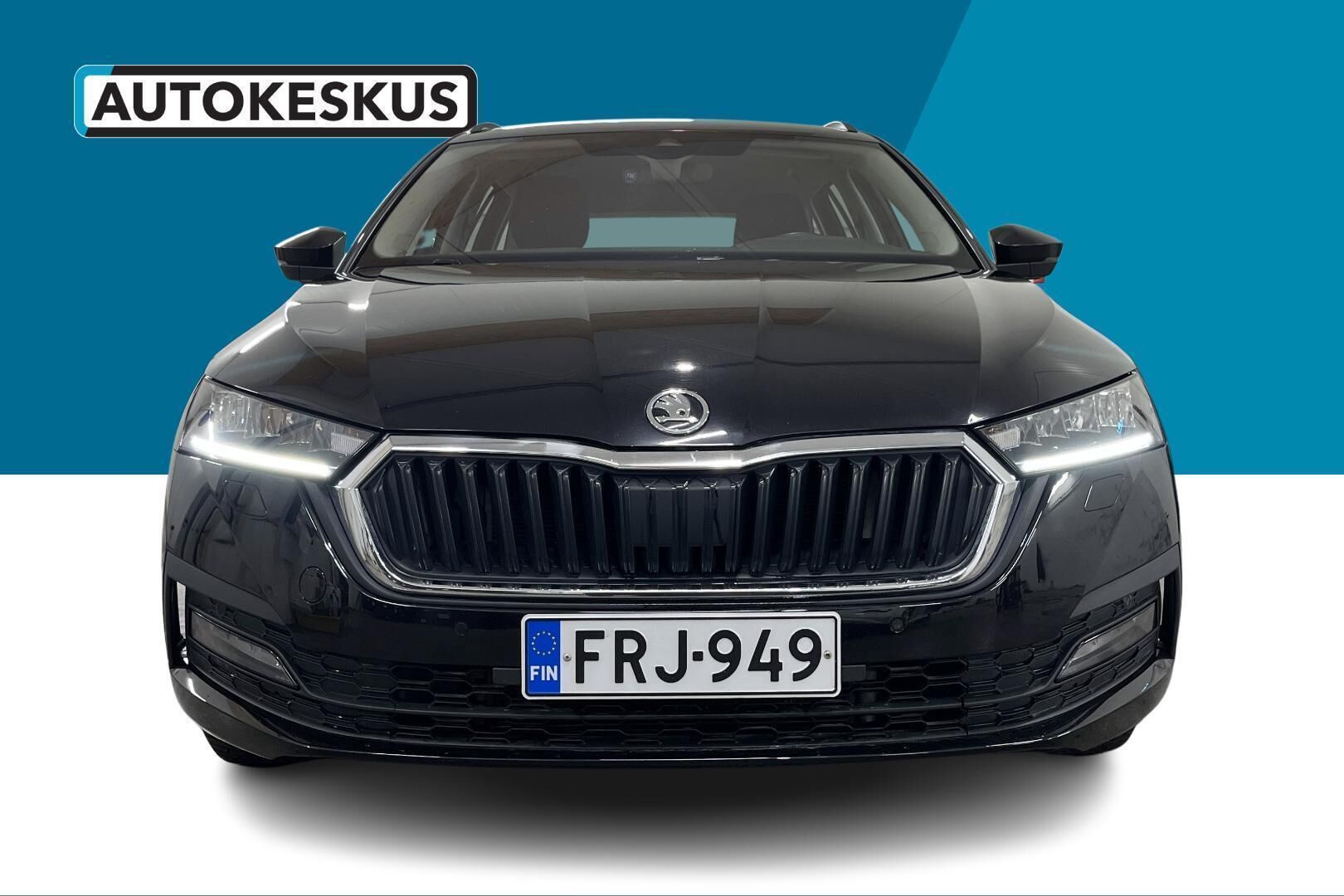 Skoda Octavia iso kuva 2