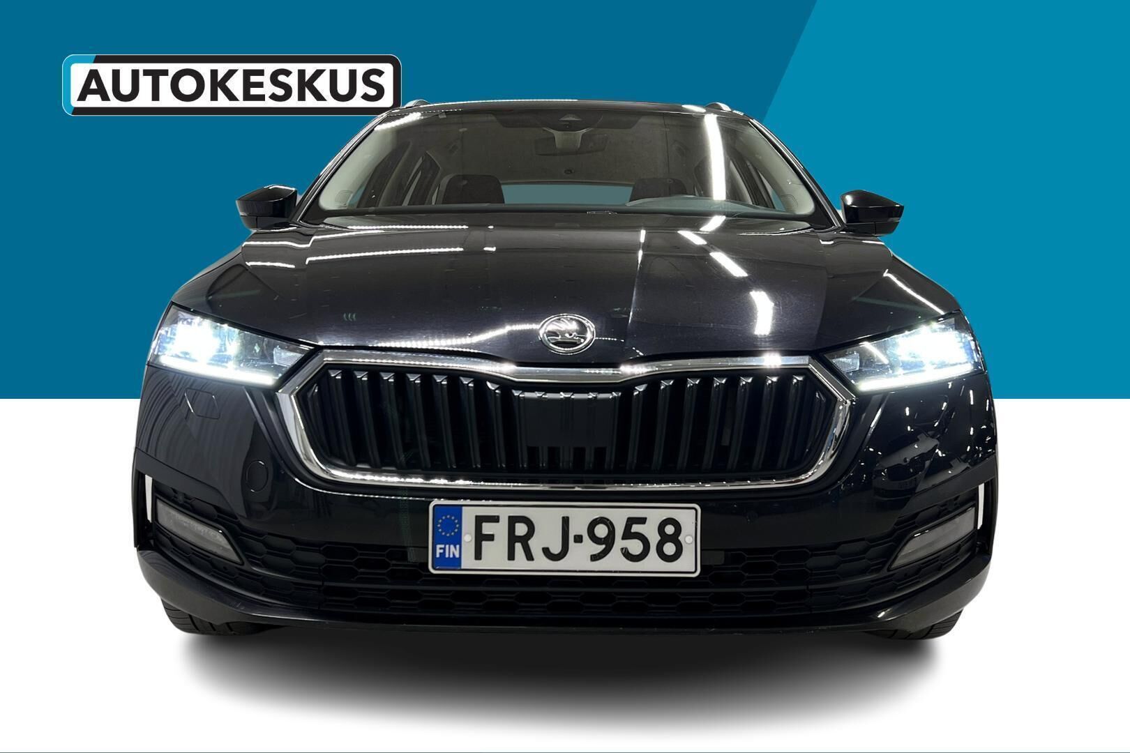Skoda Octavia iso kuva 17