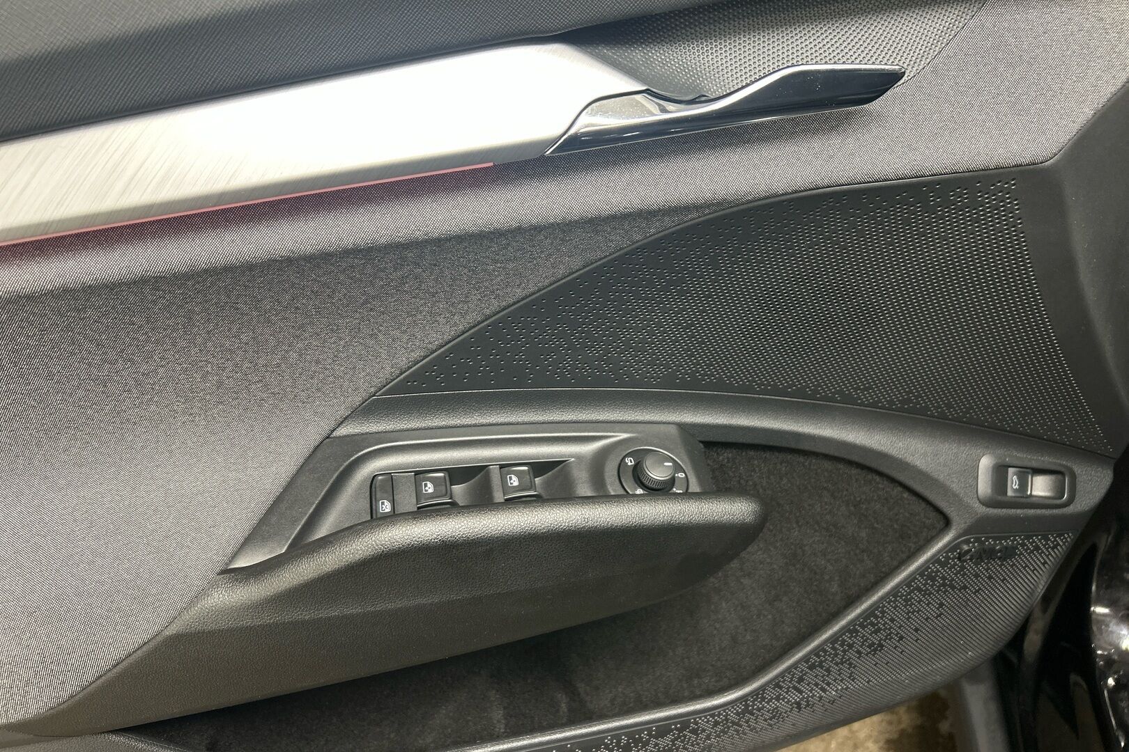 Skoda Enyaq iso kuva 20