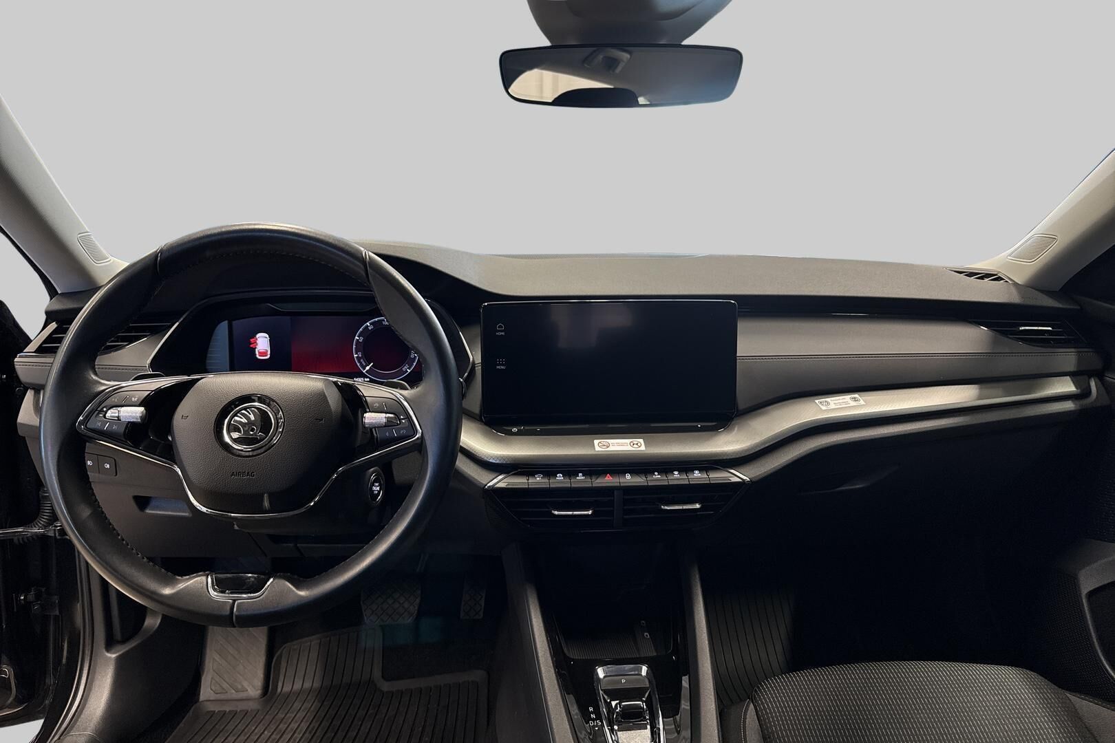 Skoda Octavia iso kuva 11