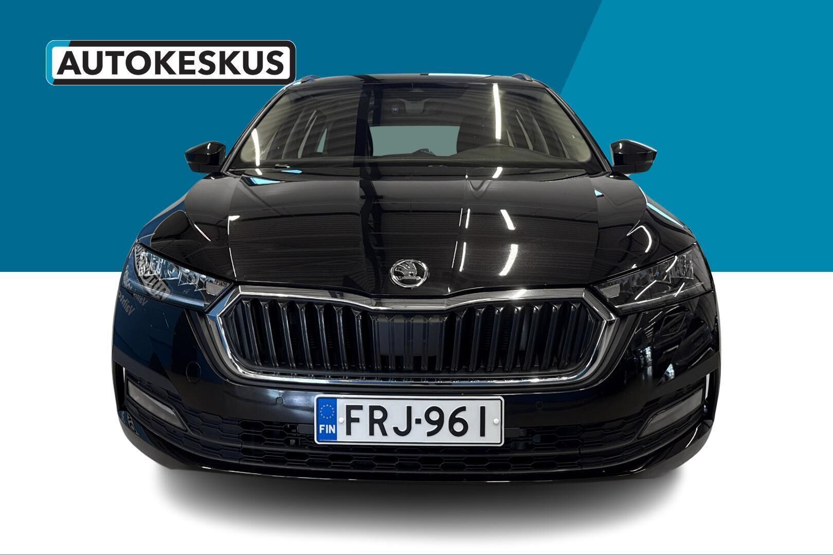 Skoda Octavia iso kuva 2