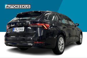 Skoda Octavia esikatselu 5