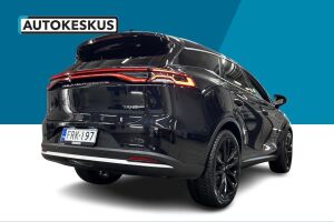 BYD Tang esikatselu 2