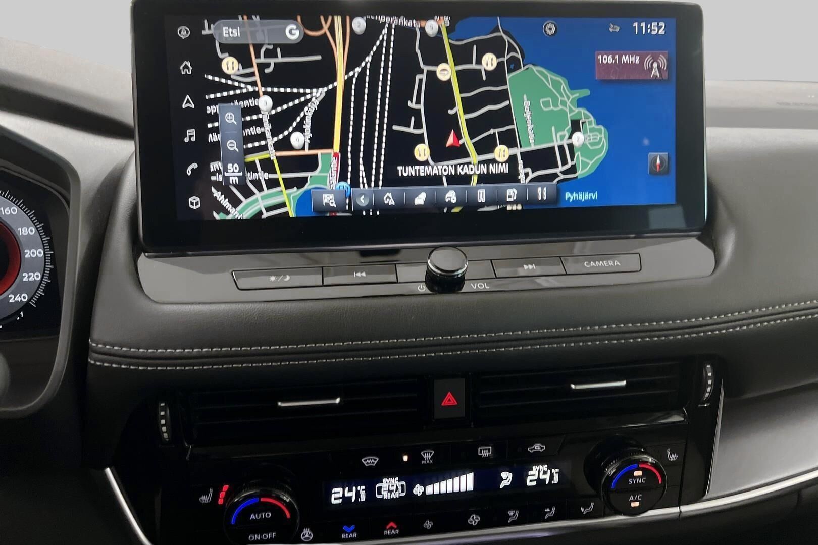 Nissan X-Trail iso kuva 14