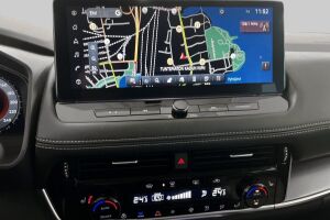 Nissan X-Trail esikatselu 14