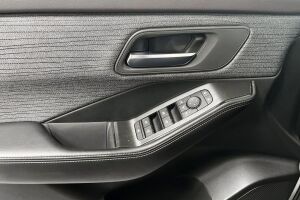 Nissan X-Trail esikatselu 19