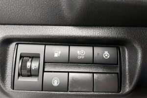 Nissan Leaf esikatselu 14