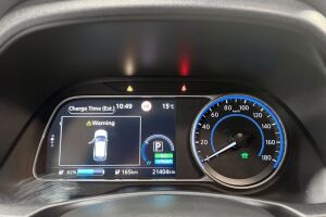 Nissan Leaf esikatselu 15