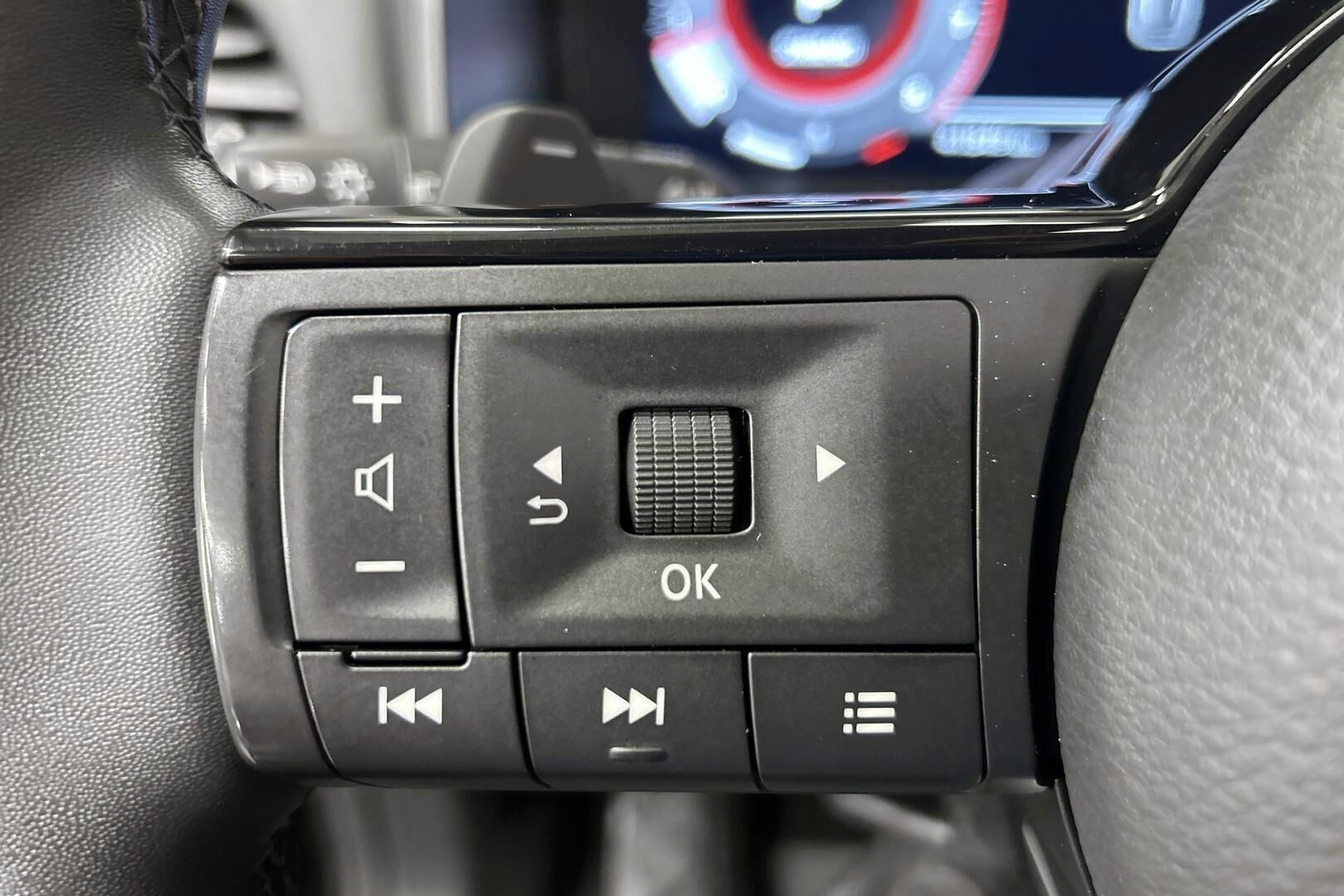 Nissan Qashqai iso kuva 22