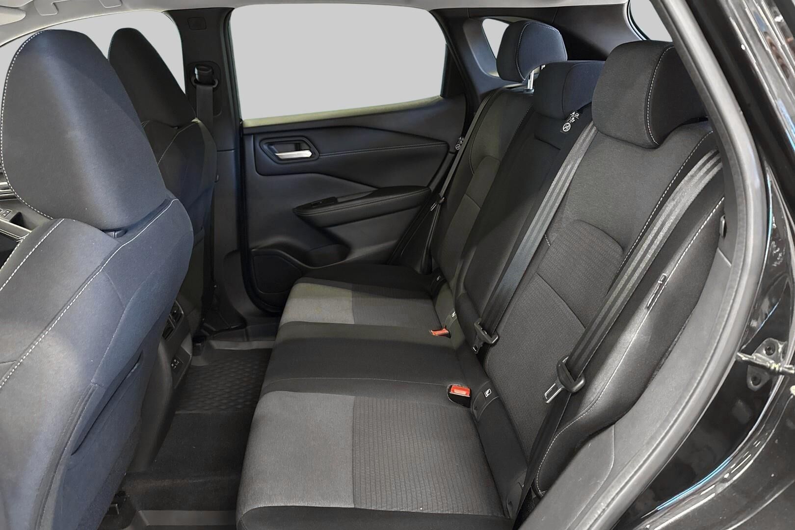 Nissan Qashqai iso kuva 9