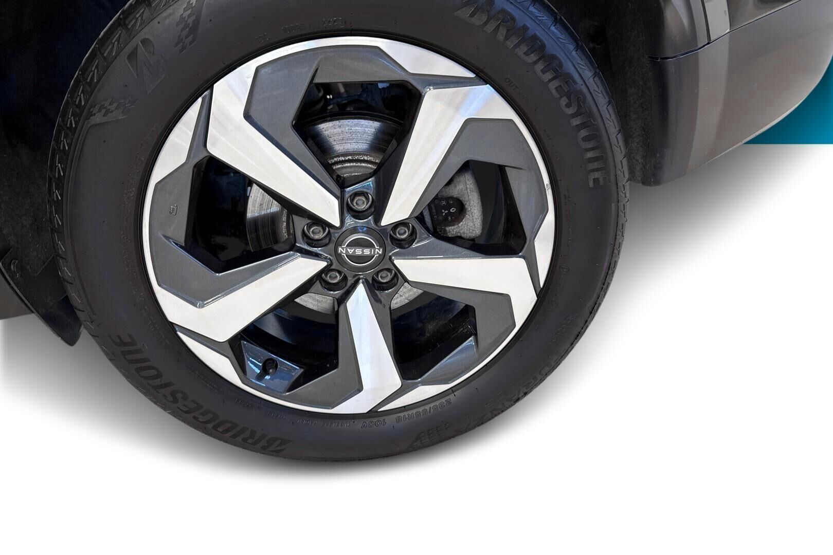 Nissan Qashqai iso kuva 12