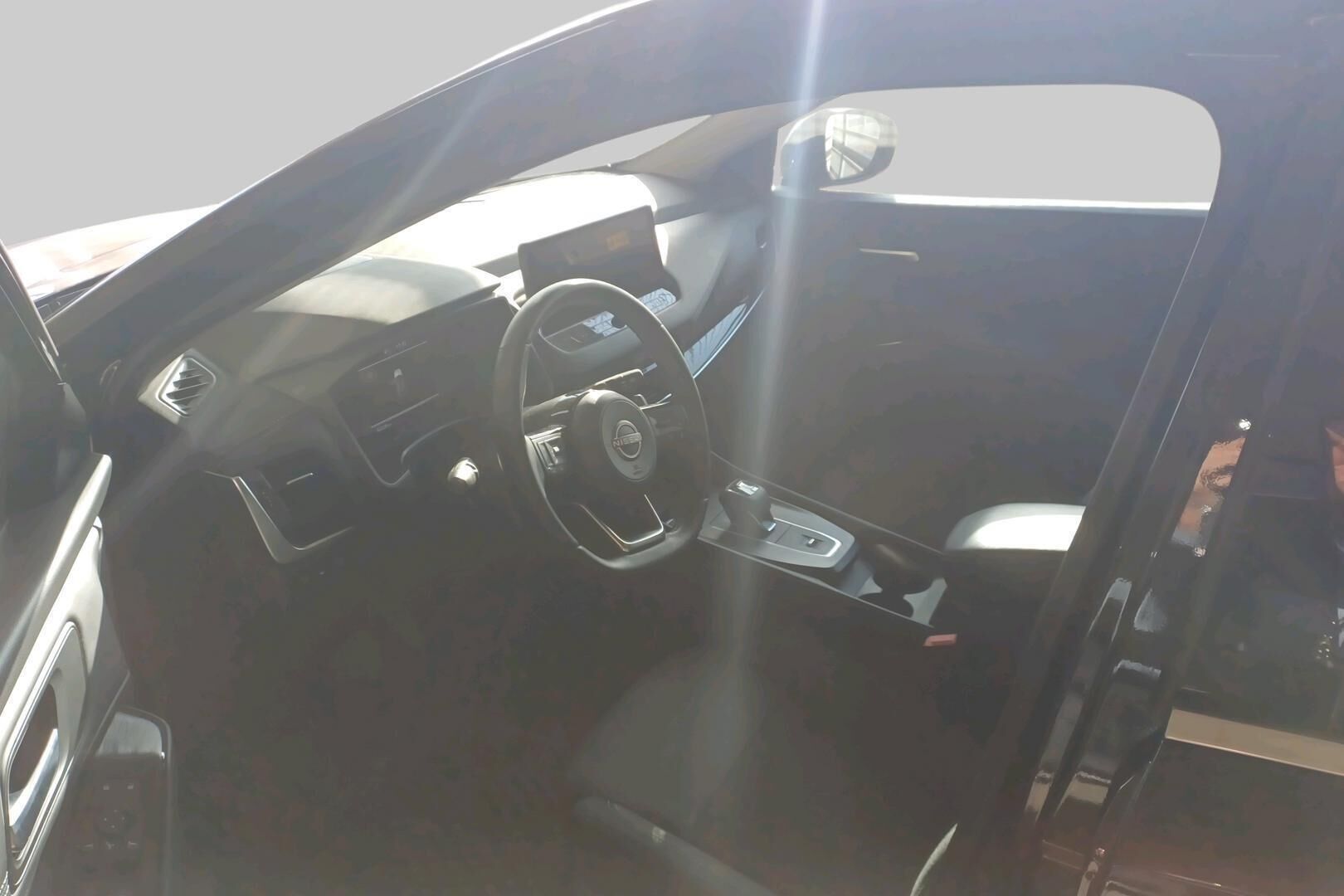 Nissan Qashqai iso kuva 2