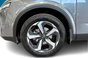 Nissan Qashqai esikatselu 12