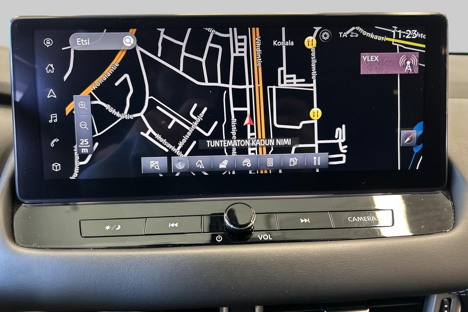 Nissan Qashqai iso kuva 14