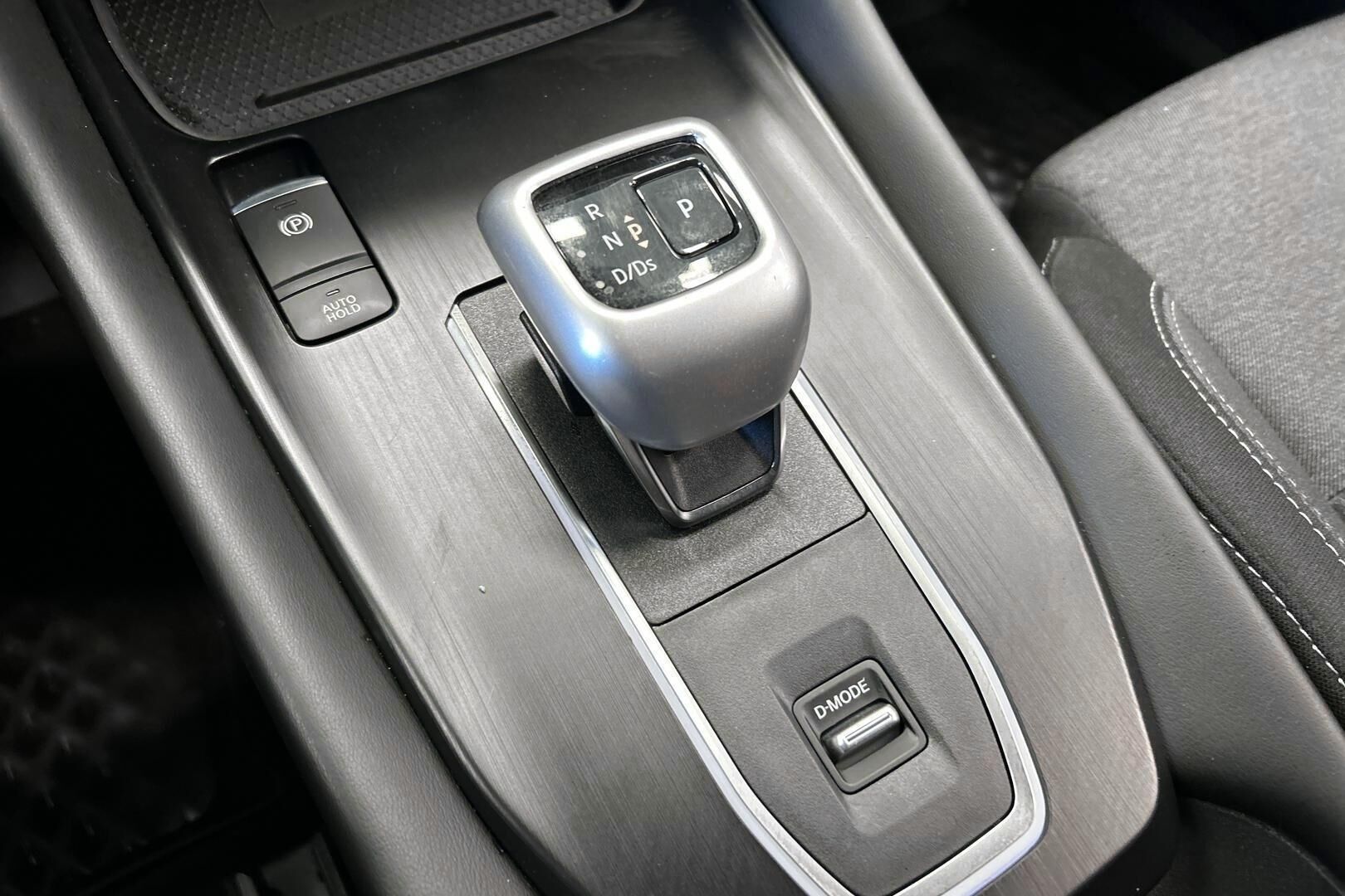 Nissan Qashqai iso kuva 22