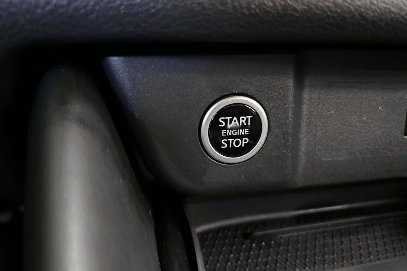 Nissan Qashqai iso kuva 24