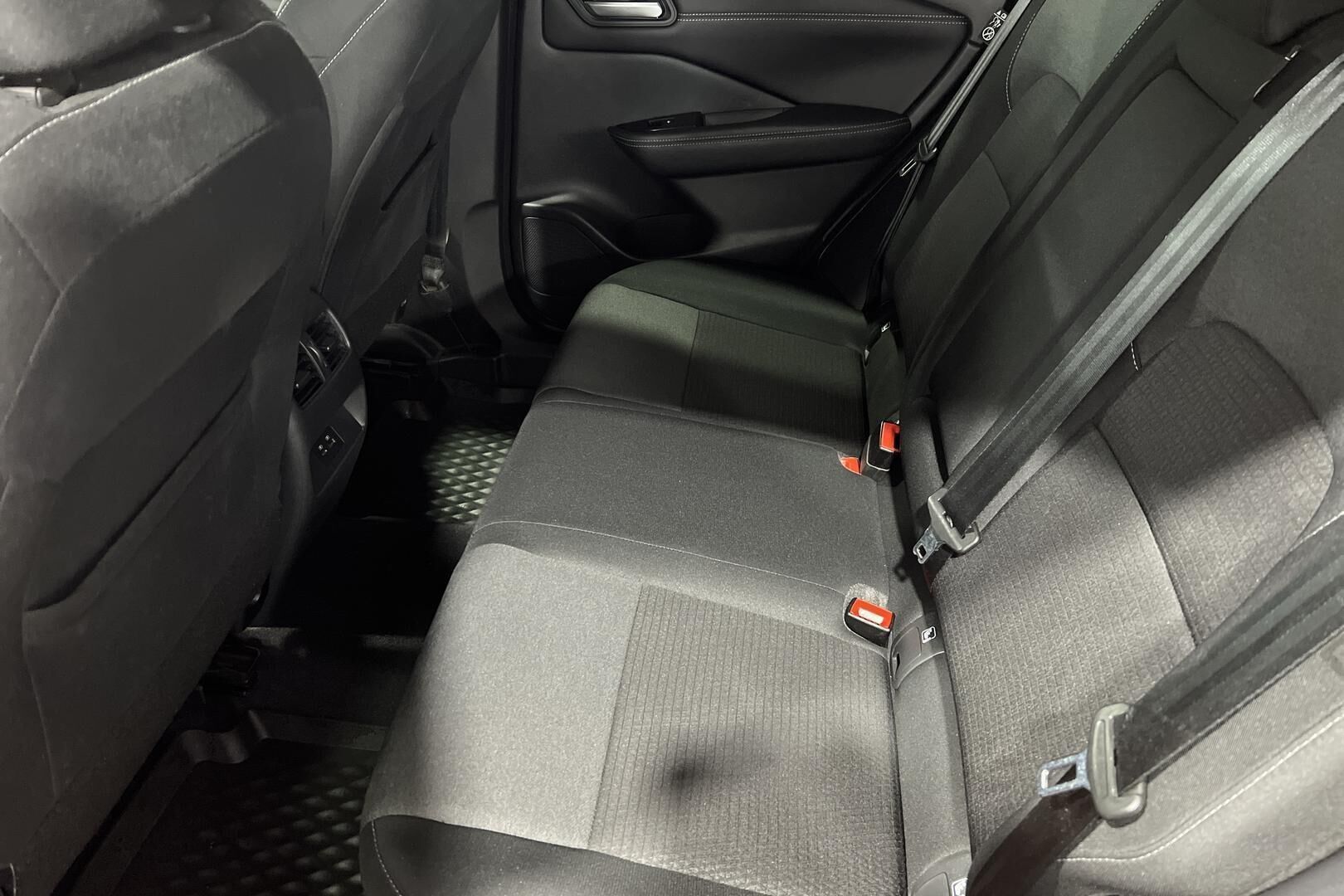 Nissan Qashqai iso kuva 8