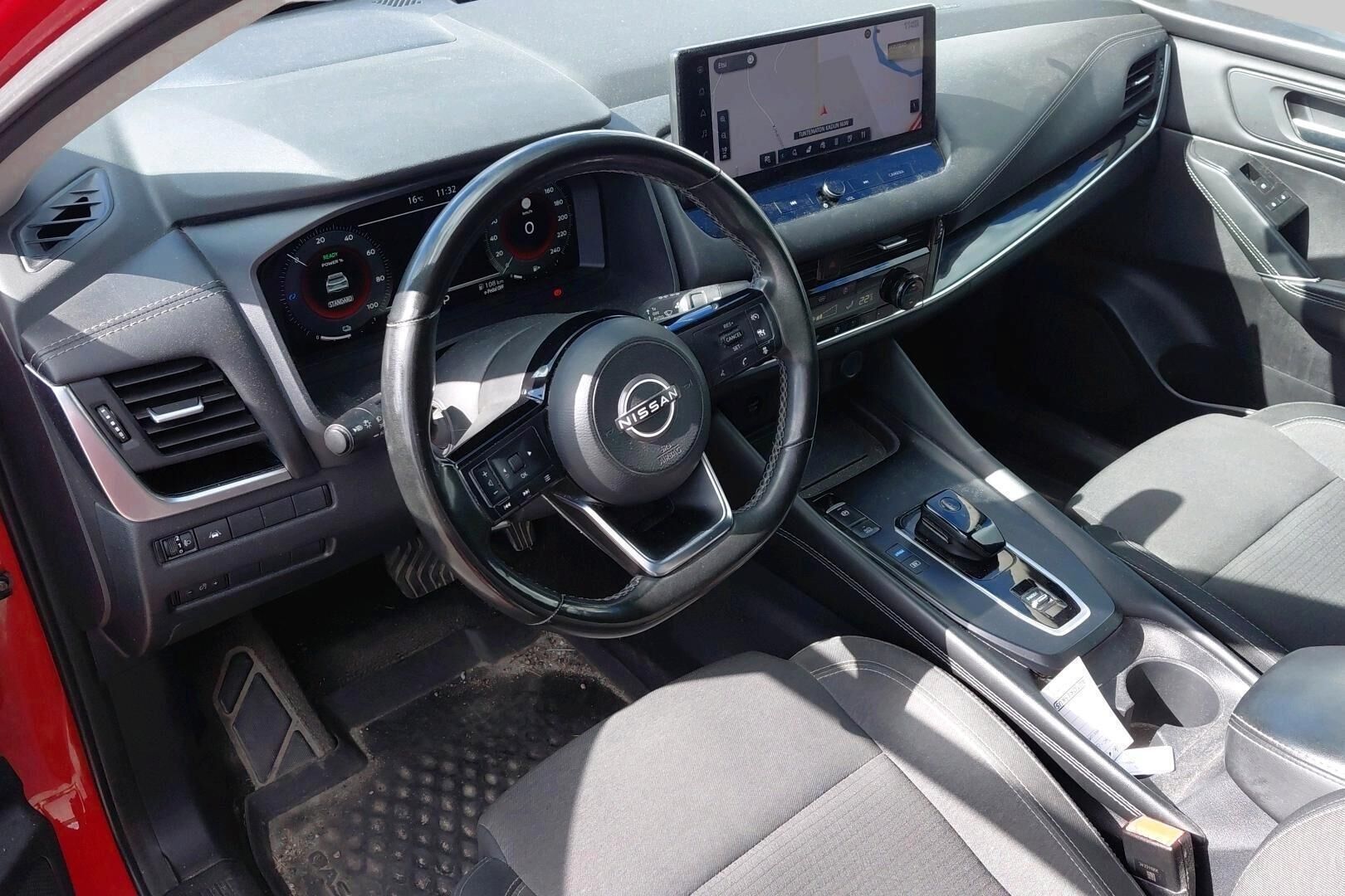 Nissan Qashqai iso kuva 2