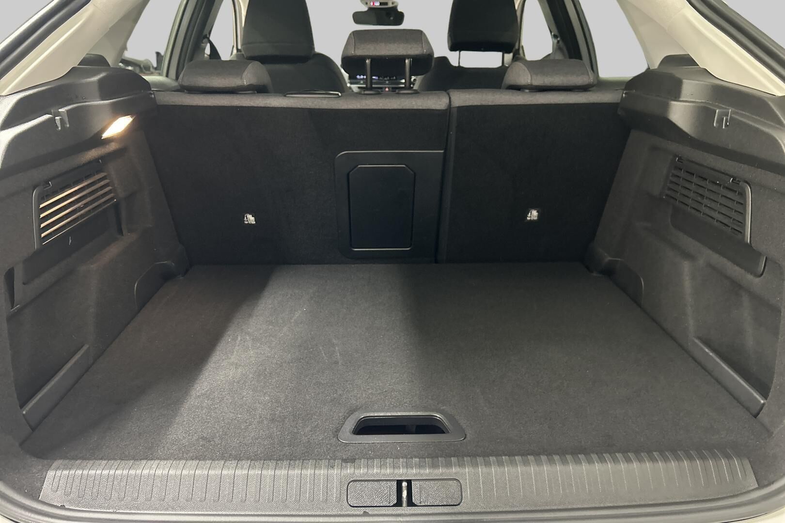 Citroen C4 iso kuva 10