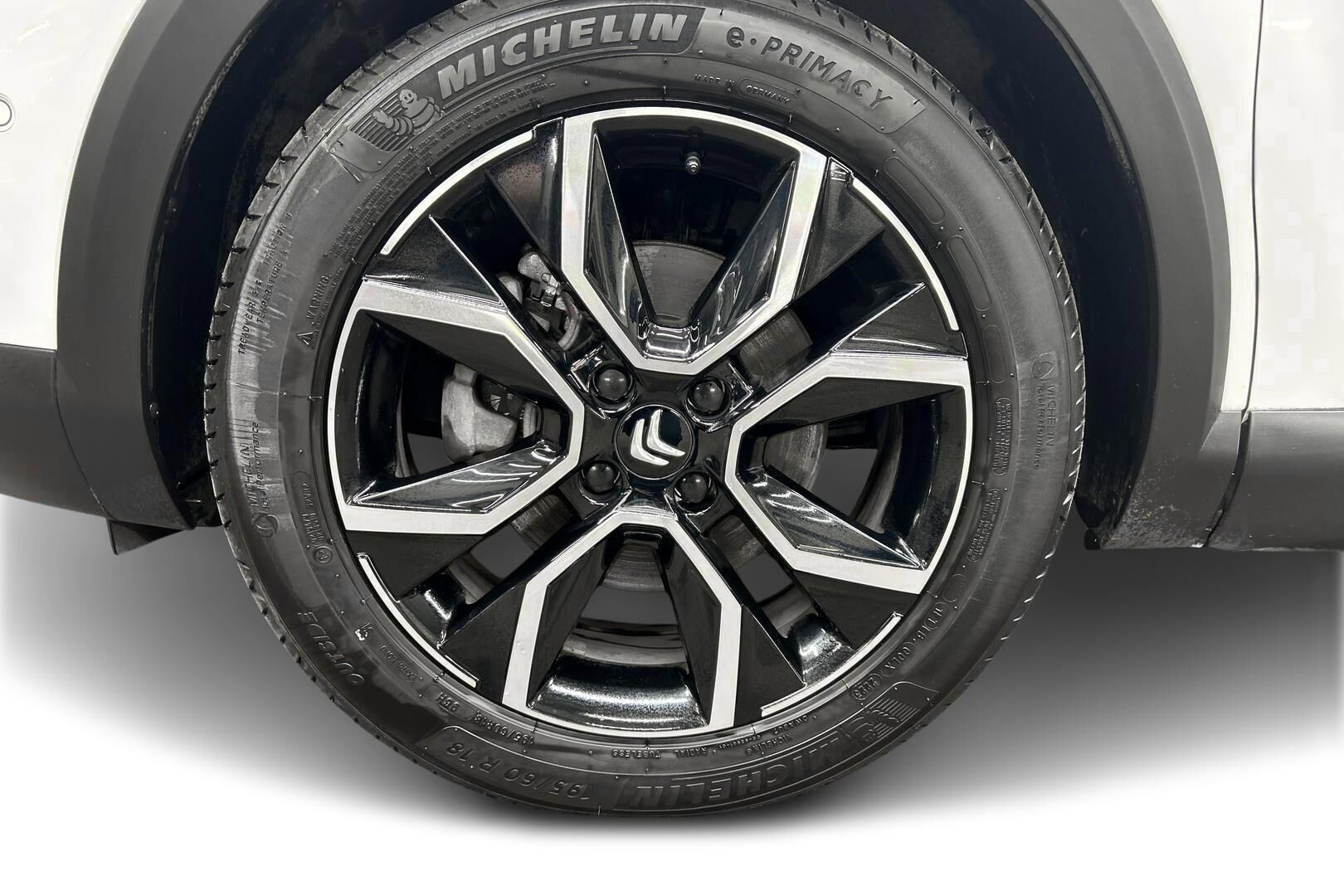 Citroen C4 iso kuva 11
