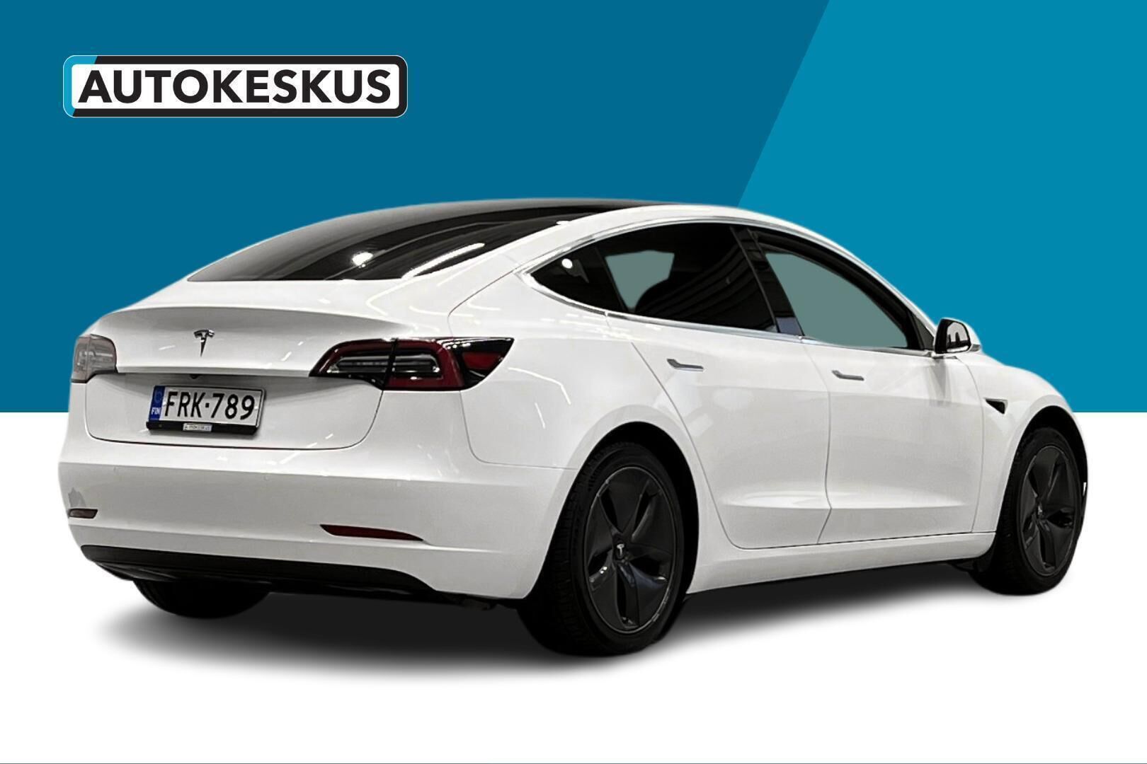 TESLA MODEL 3 iso kuva 5