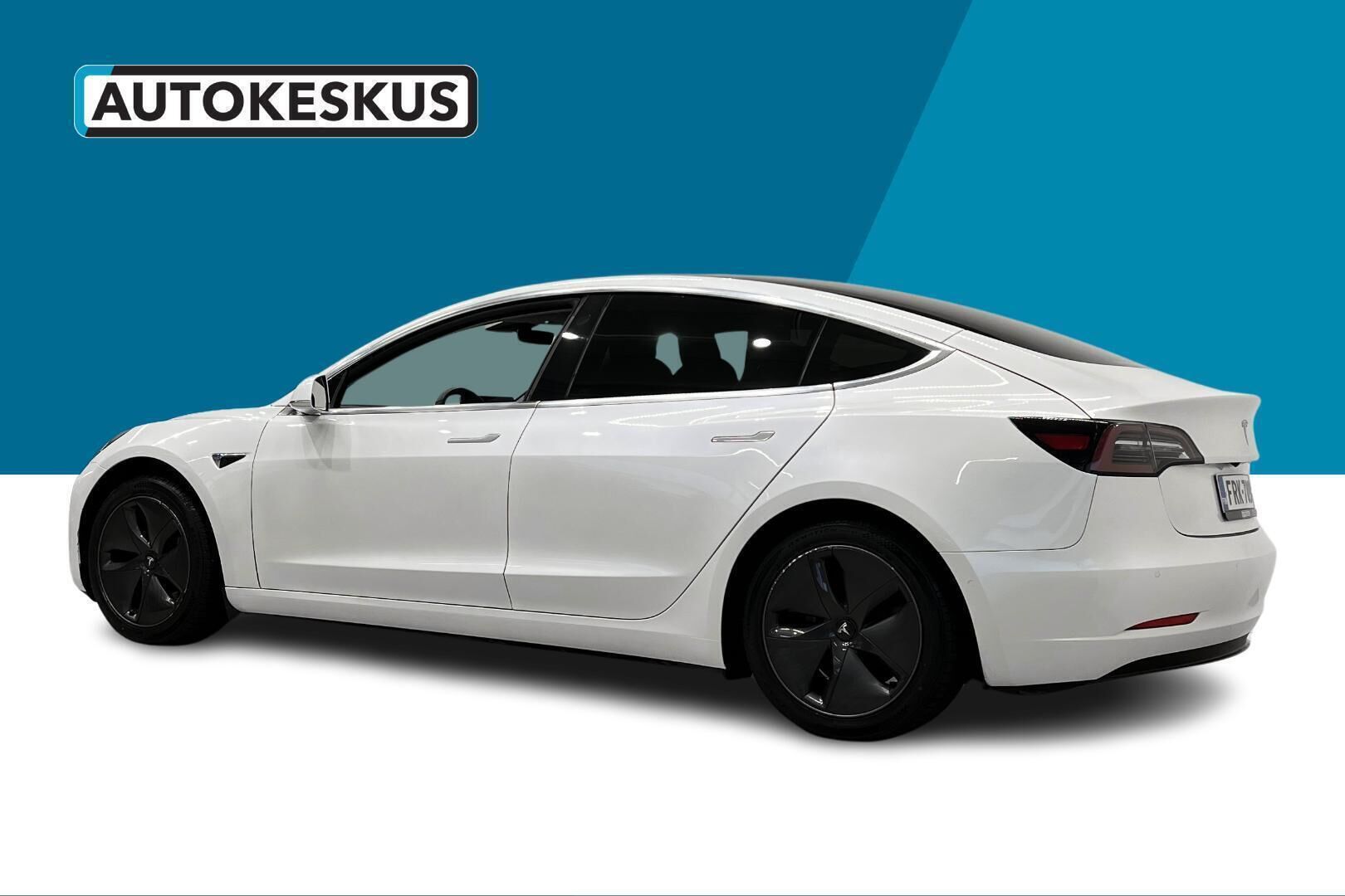 TESLA MODEL 3 iso kuva 7