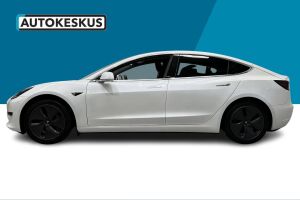 TESLA MODEL 3 esikatselu 8