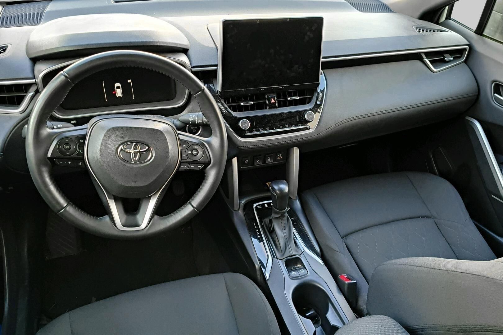 Toyota Corolla Cross iso kuva 1