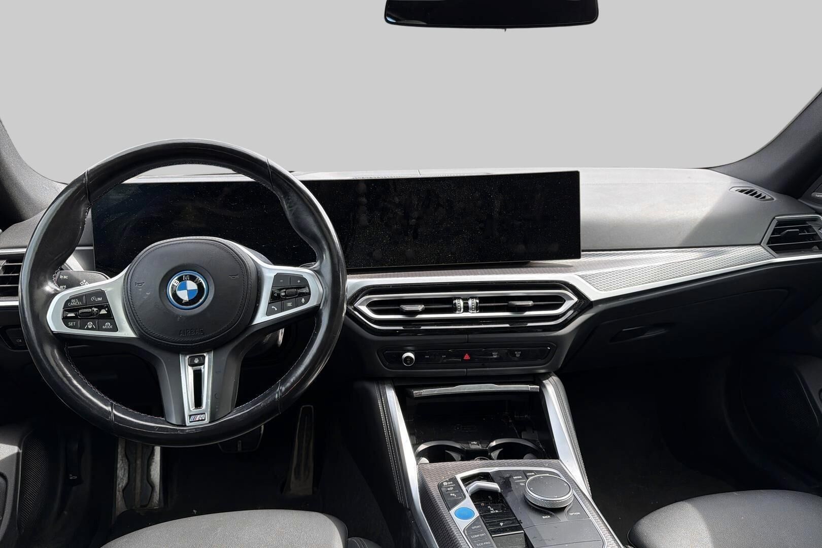 BMW i4 iso kuva 1