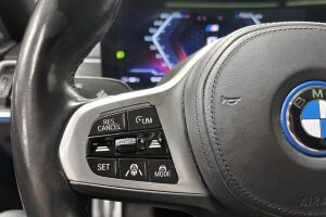 BMW i4 esikatselu 14