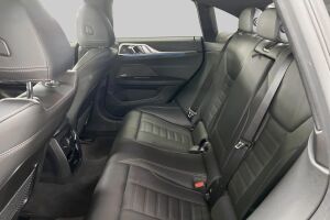 BMW i4 esikatselu 7