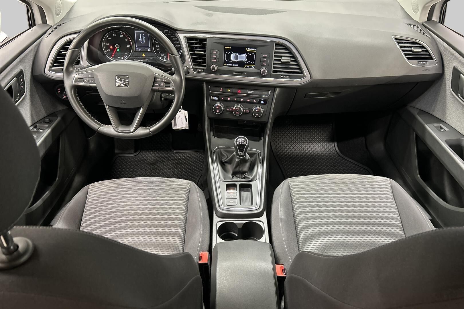 Seat Leon iso kuva 11