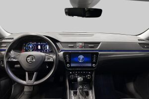 Skoda Superb esikatselu 11