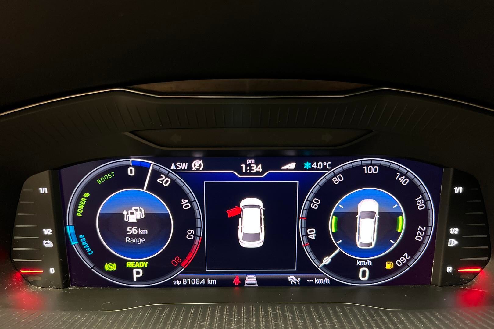 Skoda Superb iso kuva 16