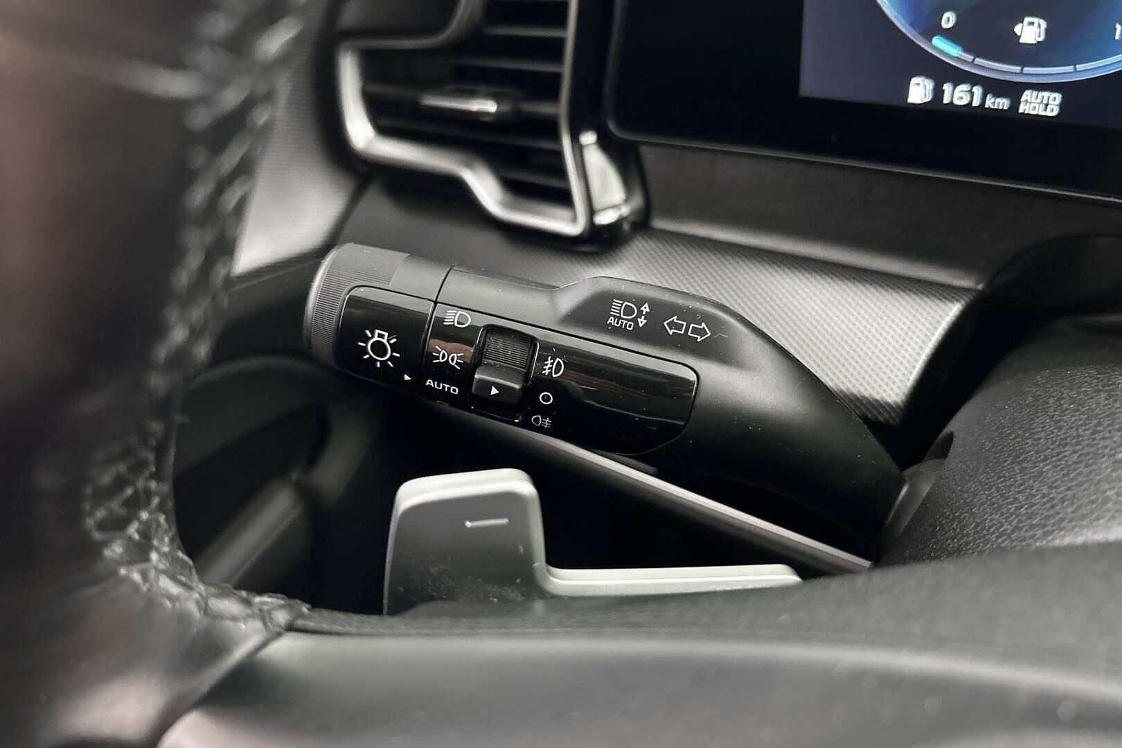 Kia Sportage iso kuva 17