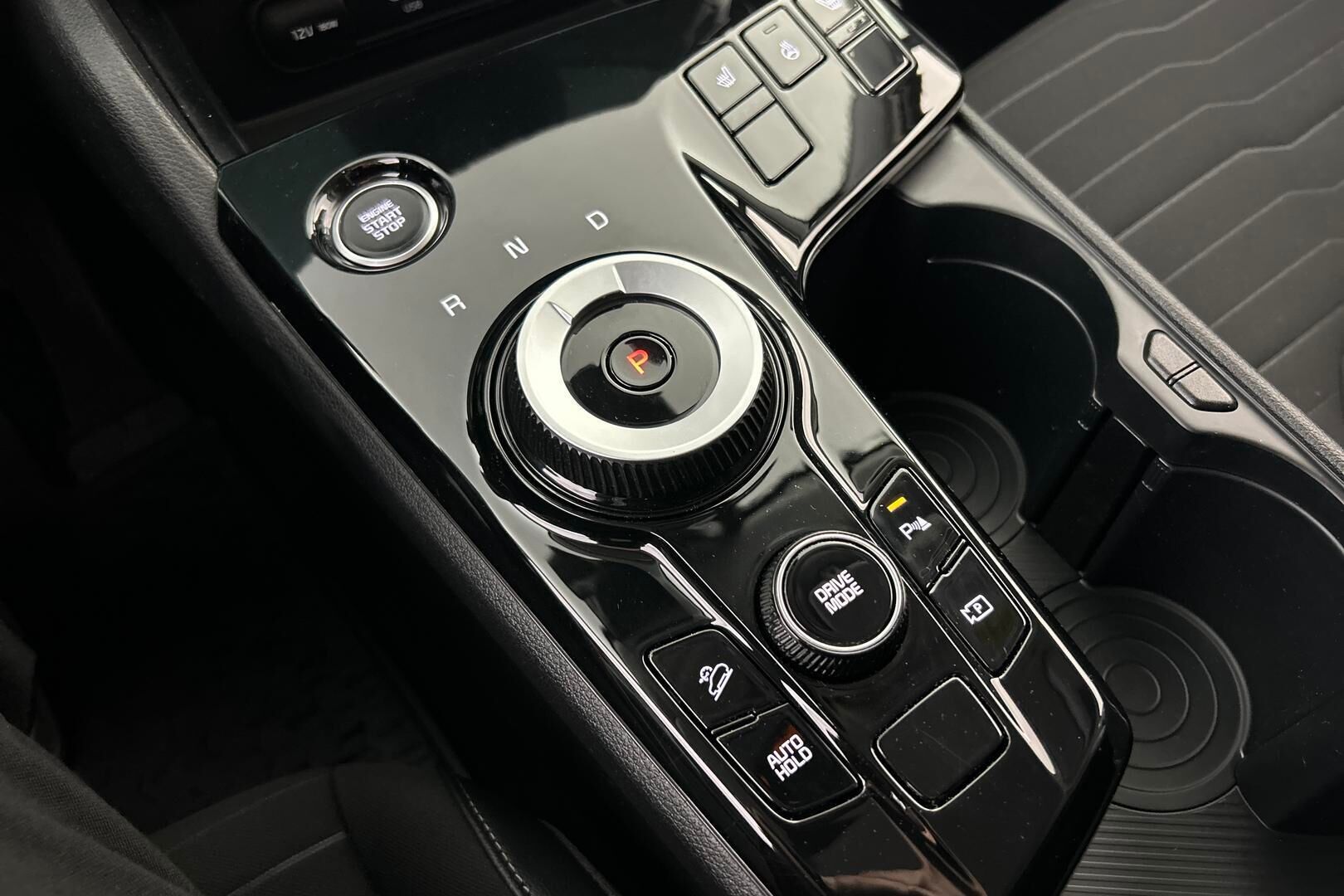 Kia Sportage iso kuva 29