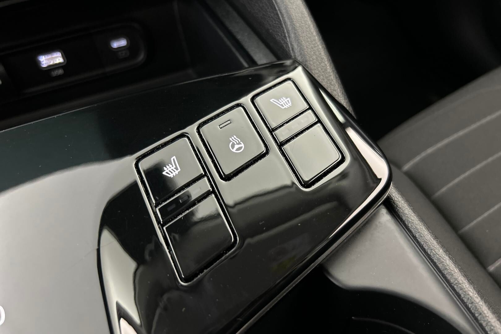 Kia Sportage iso kuva 30