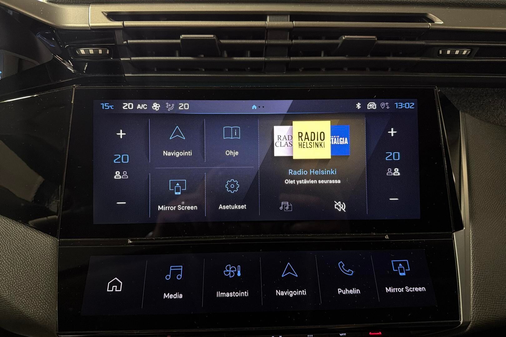 Peugeot 408 iso kuva 31