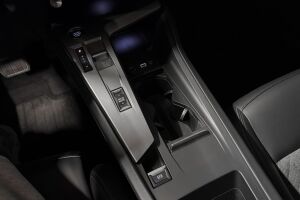 Peugeot 408 esikatselu 25