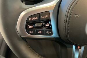 BMW i4 esikatselu 17