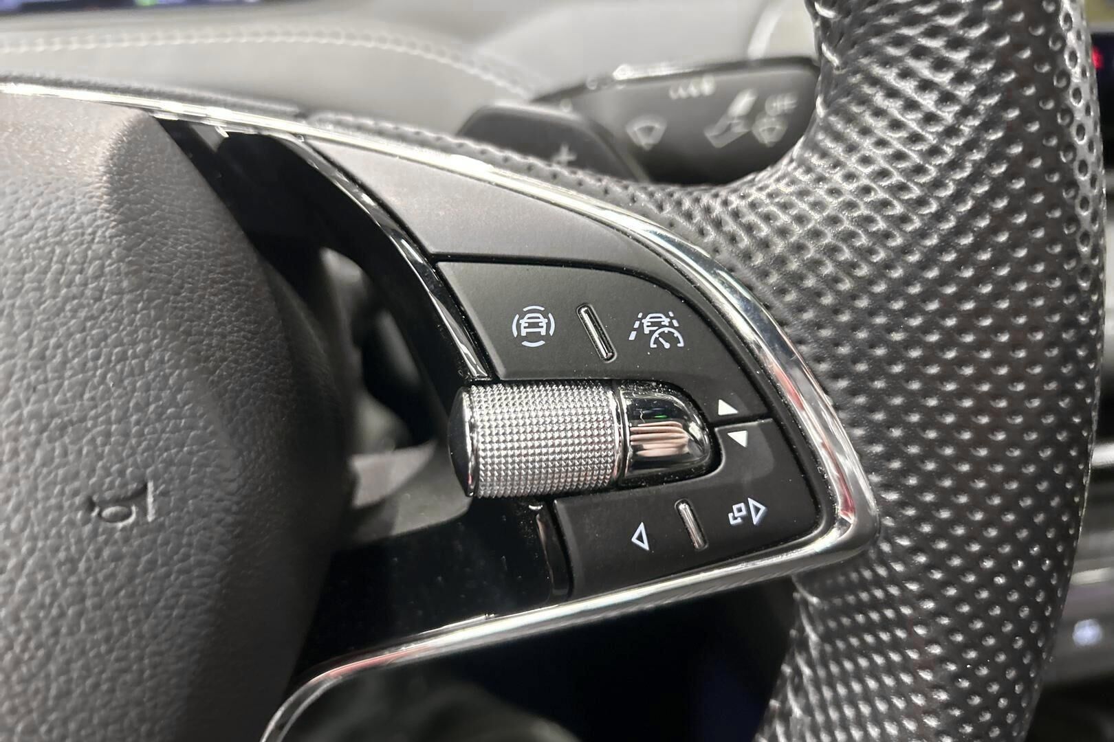 Skoda Enyaq iso kuva 17