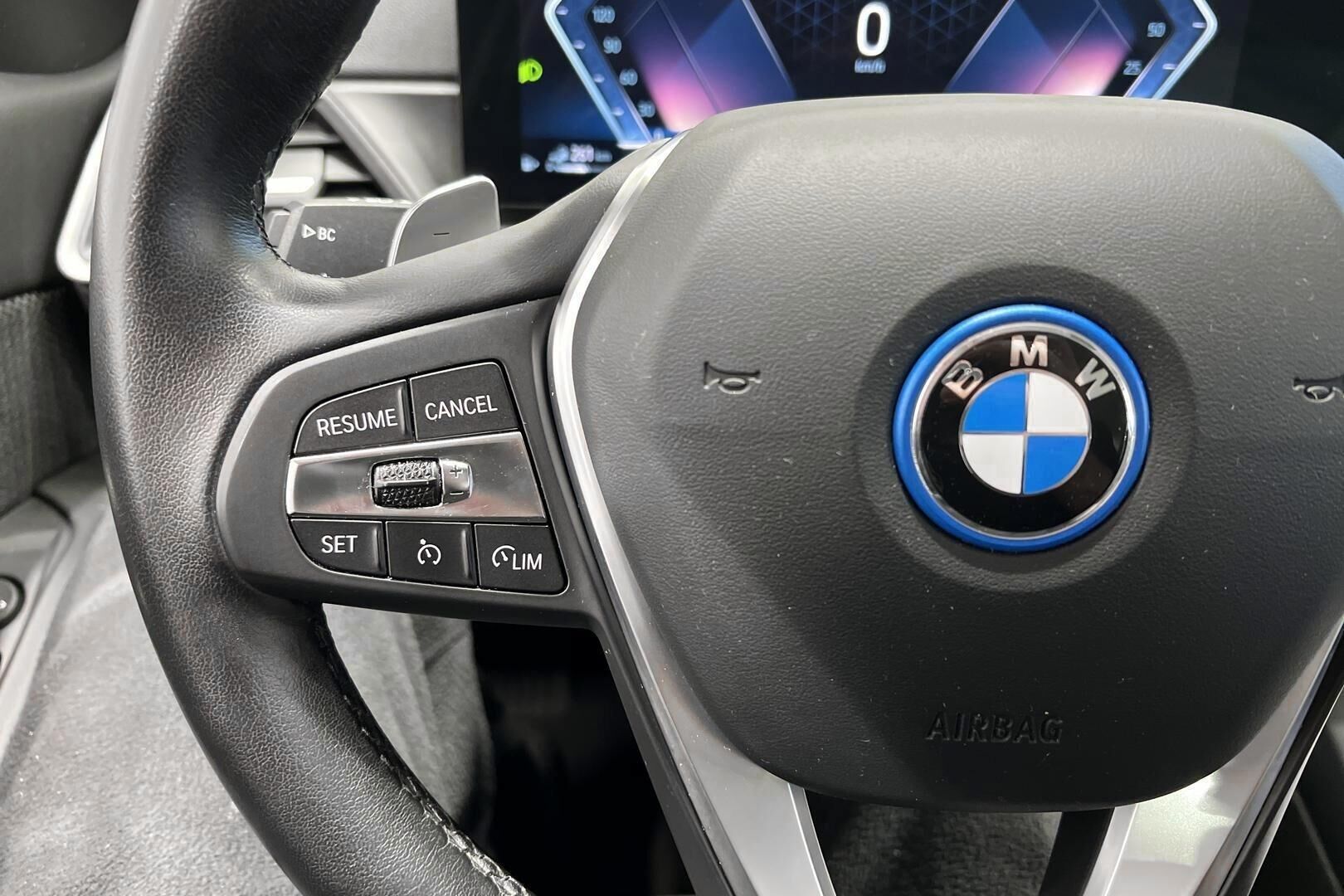 BMW 3-SARJA iso kuva 26