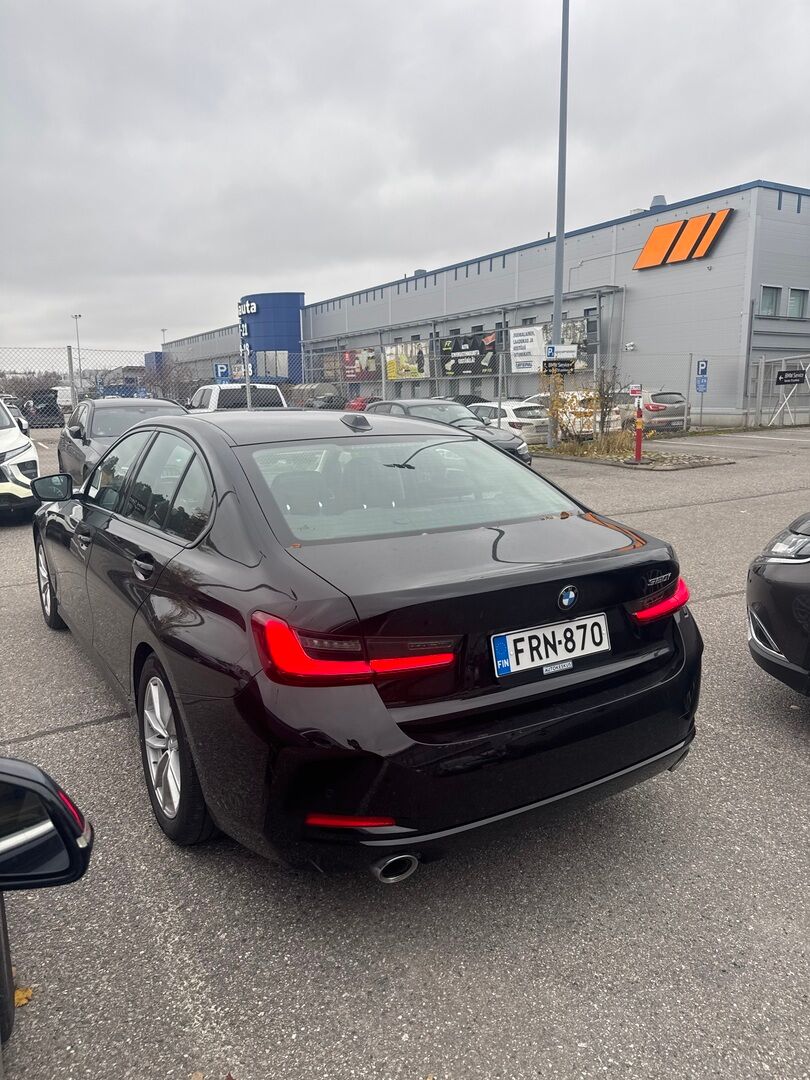 BMW 3-sarja iso kuva 2