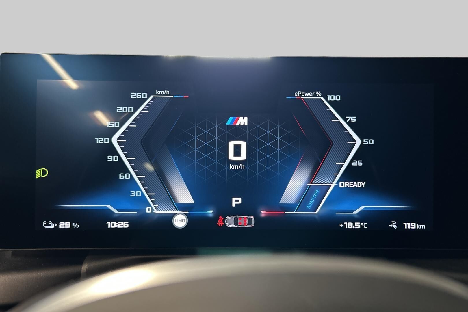 BMW I4 M50 iso kuva 15