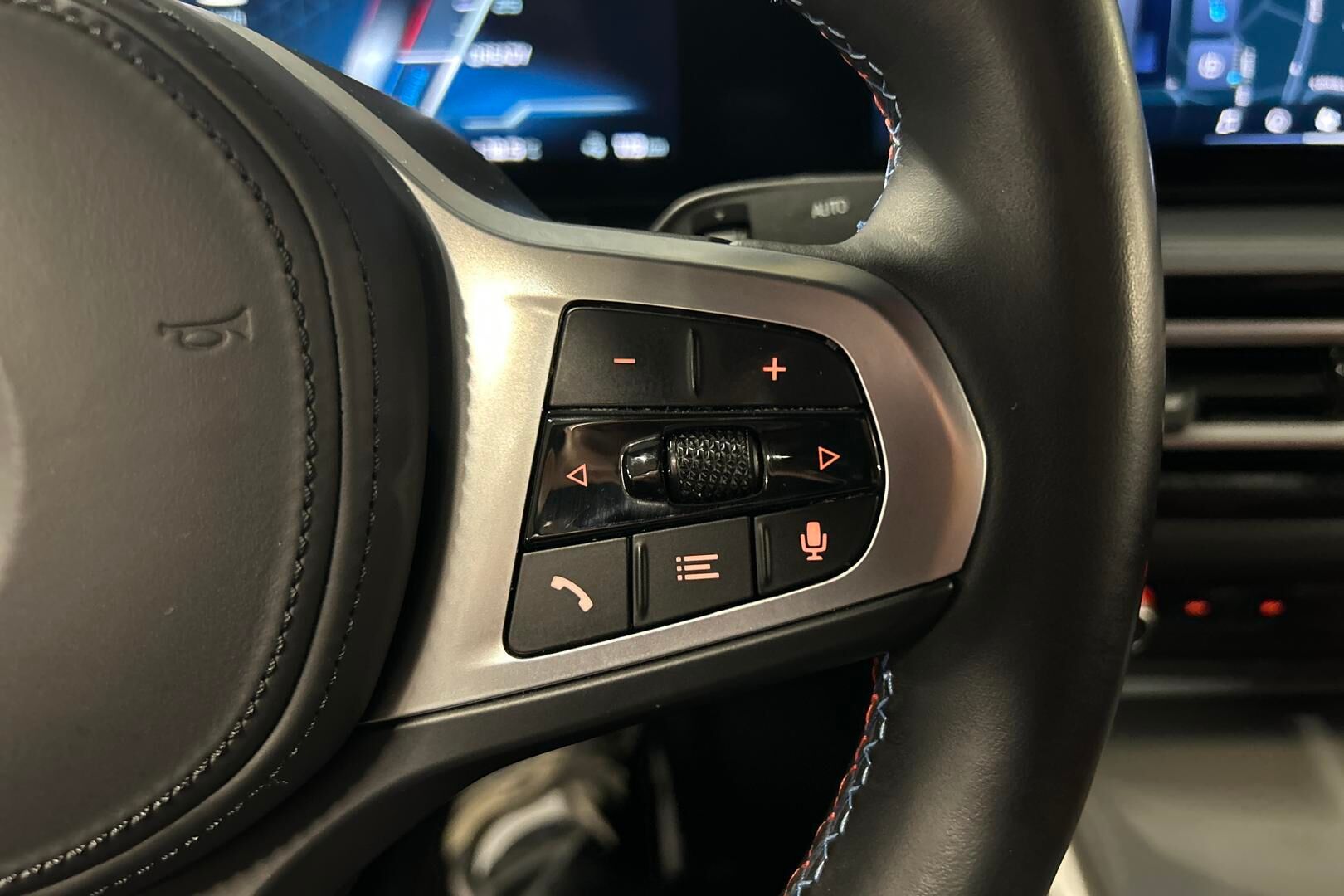 BMW I4 M50 iso kuva 16