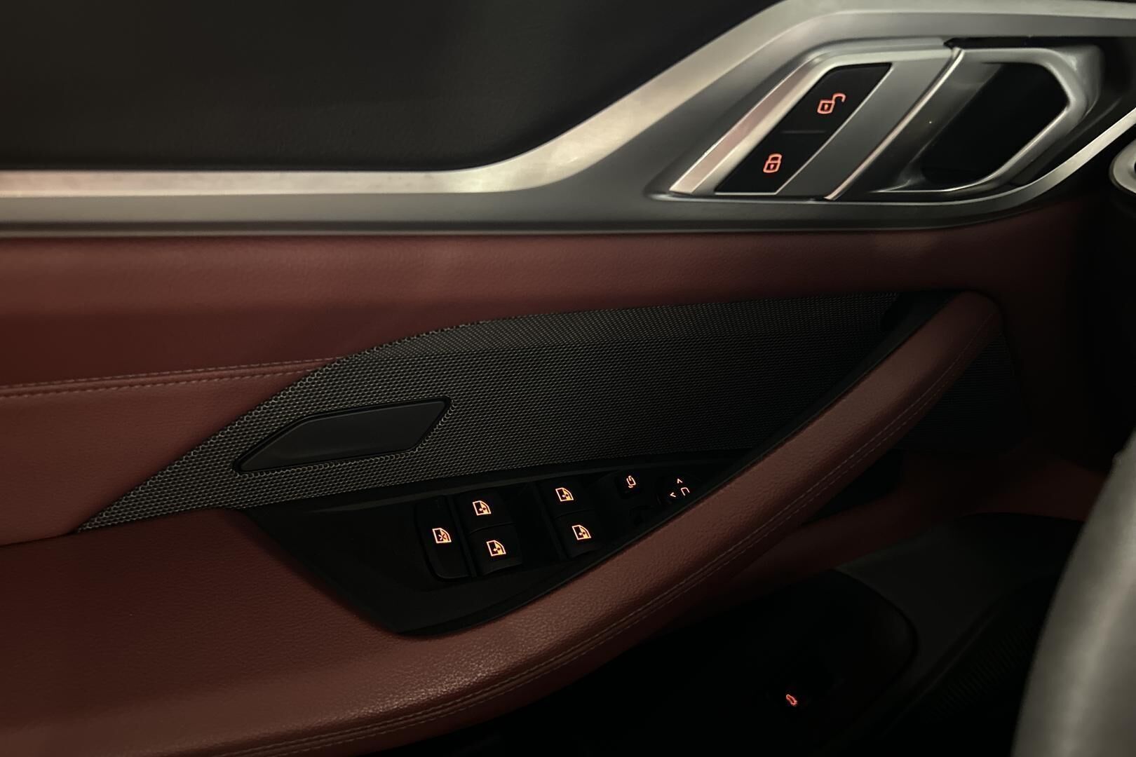 BMW I4 M50 iso kuva 21