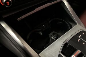 BMW I4 M50 esikatselu 32