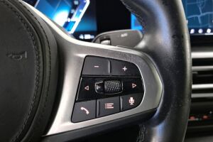 BMW i4 esikatselu 17