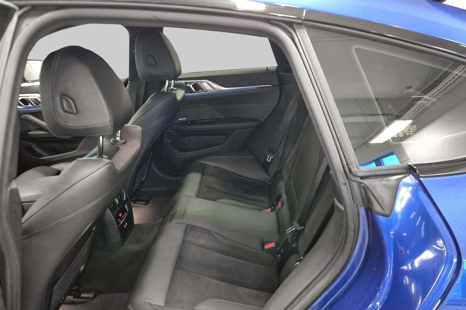 BMW i4 iso kuva 9