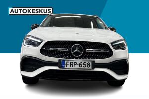Mercedes-Benz GLA esikatselu 2